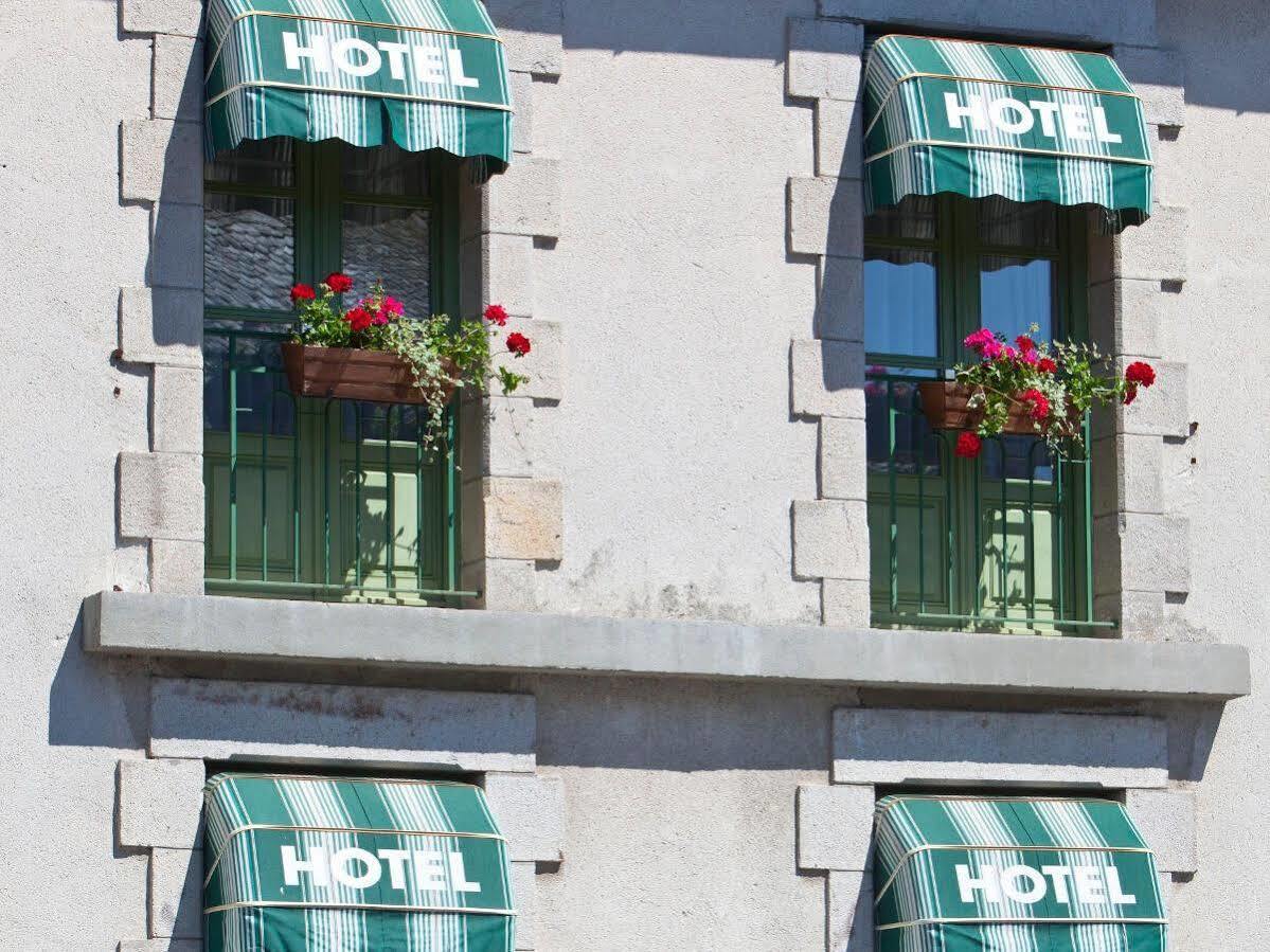 Logis Hotel Le Relais Des Remparts Allanche Exterior foto